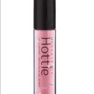 Younqiue moodstruck lip plumper